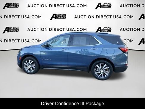 Used 2024 Chevrolet Equinox Premier AWD/4WD image 3