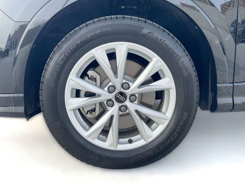 Certified 2025 Audi Q3 2.0T Premium w/ Convenience Package image 12