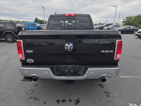Used 2017 RAM 1500 Laramie w/ Convenience Group AWD/4WD image 14