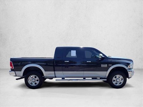Used 2016 RAM 2500 Laramie w/ Convenience Group AWD/4WD image 5