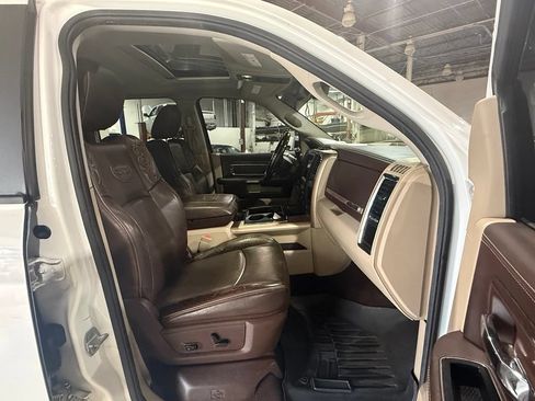 Used 2014 RAM 3500 Laramie Longhorn AWD/4WD image 19