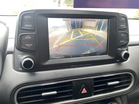 Used 2019 Hyundai Kona SEL AWD/4WD image 17