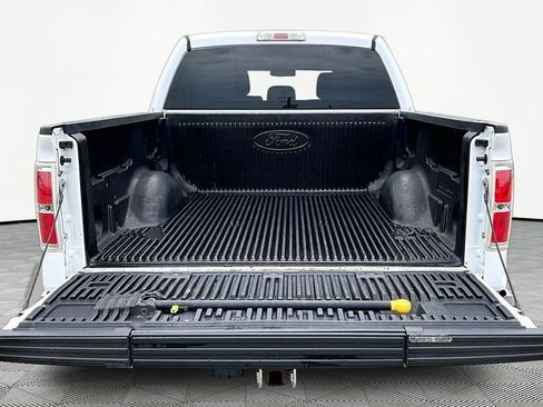 Used 2014 Ford F150 XLT w/ XLT Chrome Package RWD image 18
