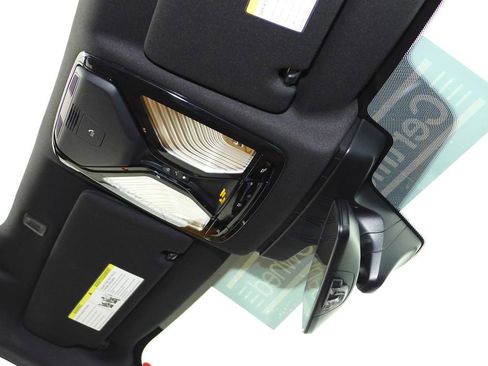 Certified 2023 BMW 530i w/ Convenience Package image 17