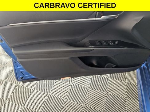 Used 2019 Toyota Camry SE FWD image 10