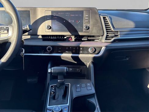 Used 2023 Kia Sportage LX AWD/4WD image 20