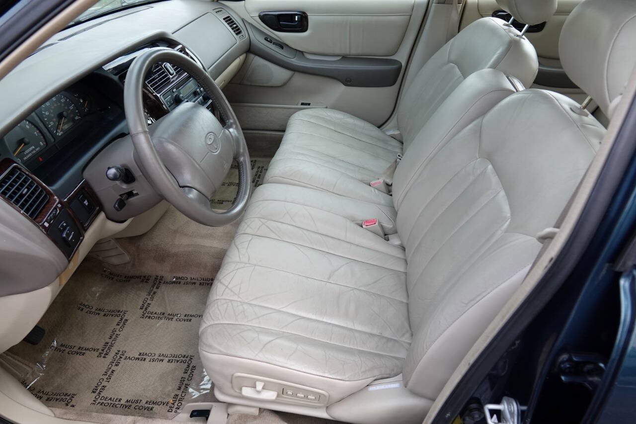 Used 1999 Toyota Avalon XLS FWD image 63