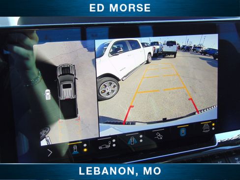 Used 2022 Chevrolet Silverado 1500 ZR2 w/ Technology Package image 28