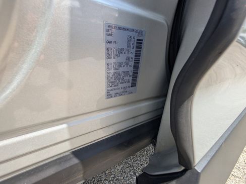 Certified 2025 Nissan Murano SV FWD image 22
