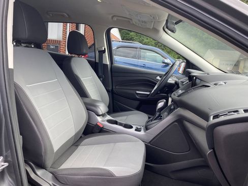 Used 2014 Ford Escape SE w/ Equipment Group 201A AWD/4WD image 18
