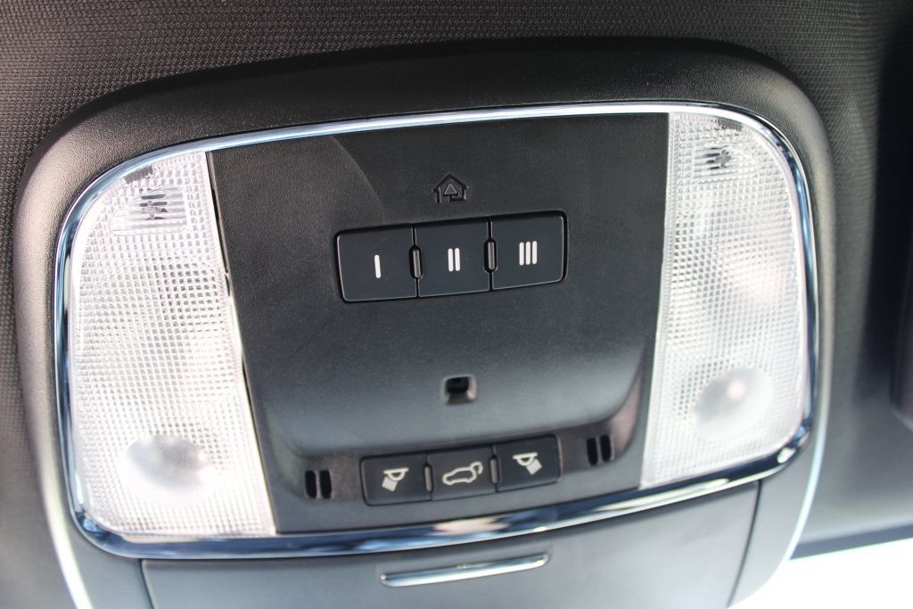 Used 2022 Jeep Grand Cherokee Laredo X AWD/4WD image 19