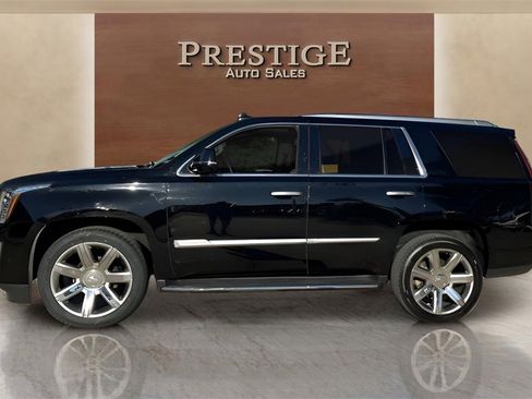 Used 2020 Cadillac Escalade Luxury image 37