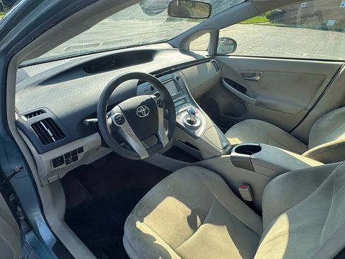 Used 2014 Toyota Prius Three FWD image 13
