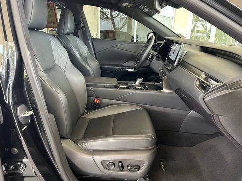Used 2024 Lexus RX 350 Premium w/ Accessory Package (Z1) AWD/4WD image 23
