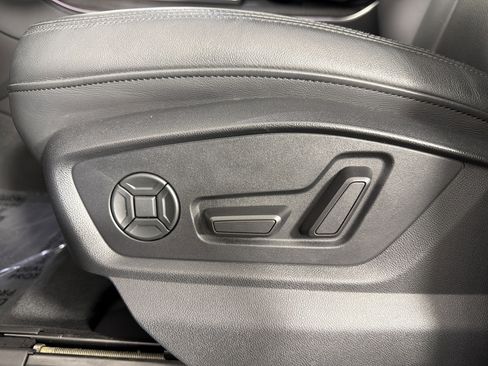 Used 2023 Audi Q7 3.0T Premium Plus image 10