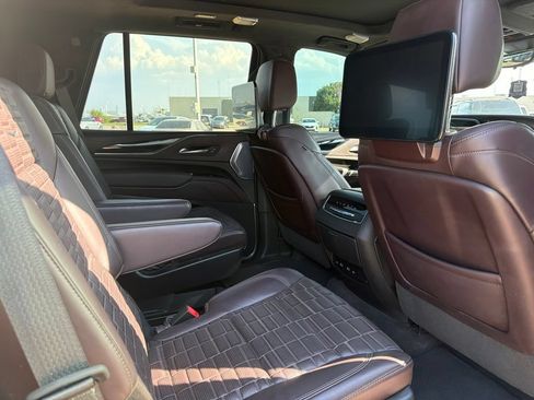Certified 2024 Cadillac Escalade V AWD/4WD image 10