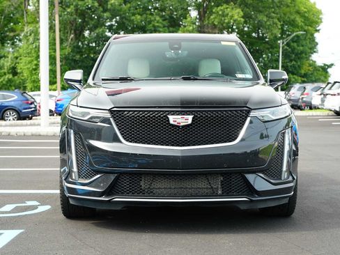 Used 2021 Cadillac XT6 Sport AWD/4WD image 2