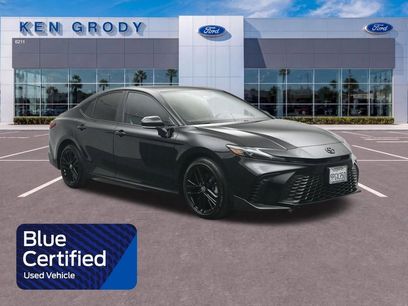 Used 2025 Toyota Camry SE w/ Convenience Package