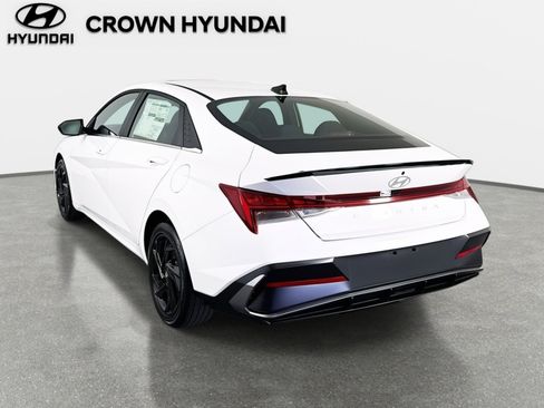 New 2026 Hyundai Elantra SEL Sport Premium FWD image 7