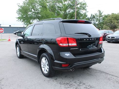 Used 2016 Dodge Journey SXT w/ Comfort/Convenience Group FWD image 35