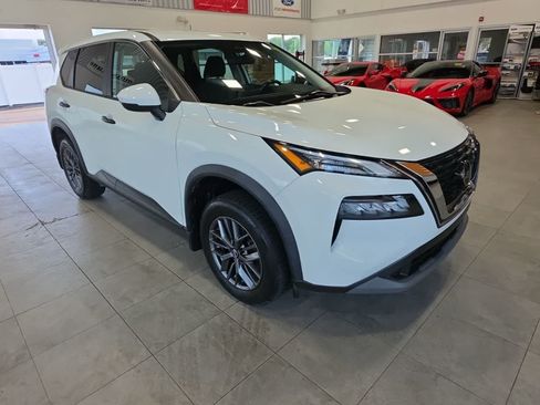 Used 2021 Nissan Rogue S FWD image 6