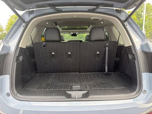 Used 2025 Honda Pilot Touring image 22