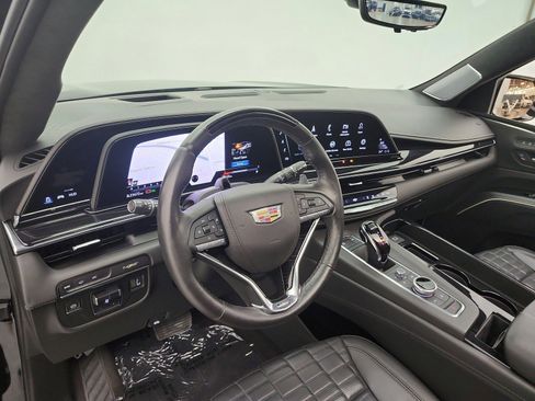 Used 2023 Cadillac Escalade V image 12