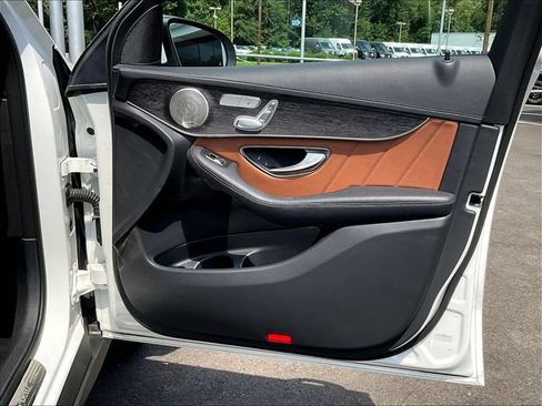 Certified 2023 Mercedes-Benz GLC 300 4MATIC Coupe image 30
