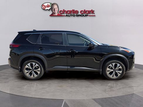 Certified 2023 Nissan Rogue SV FWD image 7