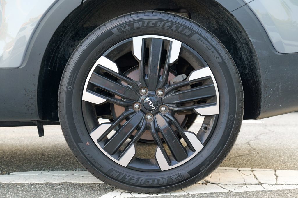 Used 2023 Kia Telluride SX AWD/4WD image 14