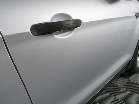 Used 2019 Ford Escape S image 30