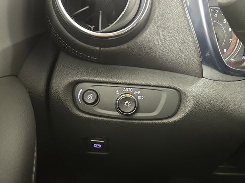 Certified 2022 Chevrolet Blazer LT image 28