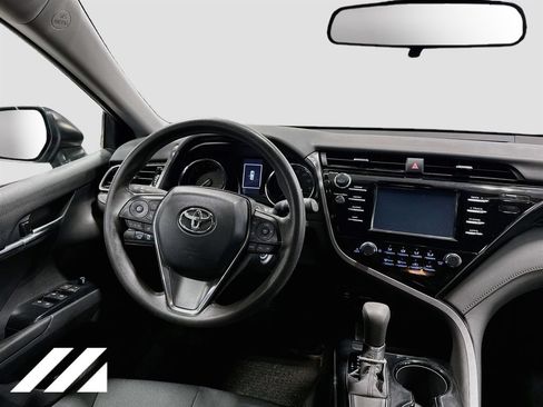 Used 2019 Toyota Camry LE FWD image 22