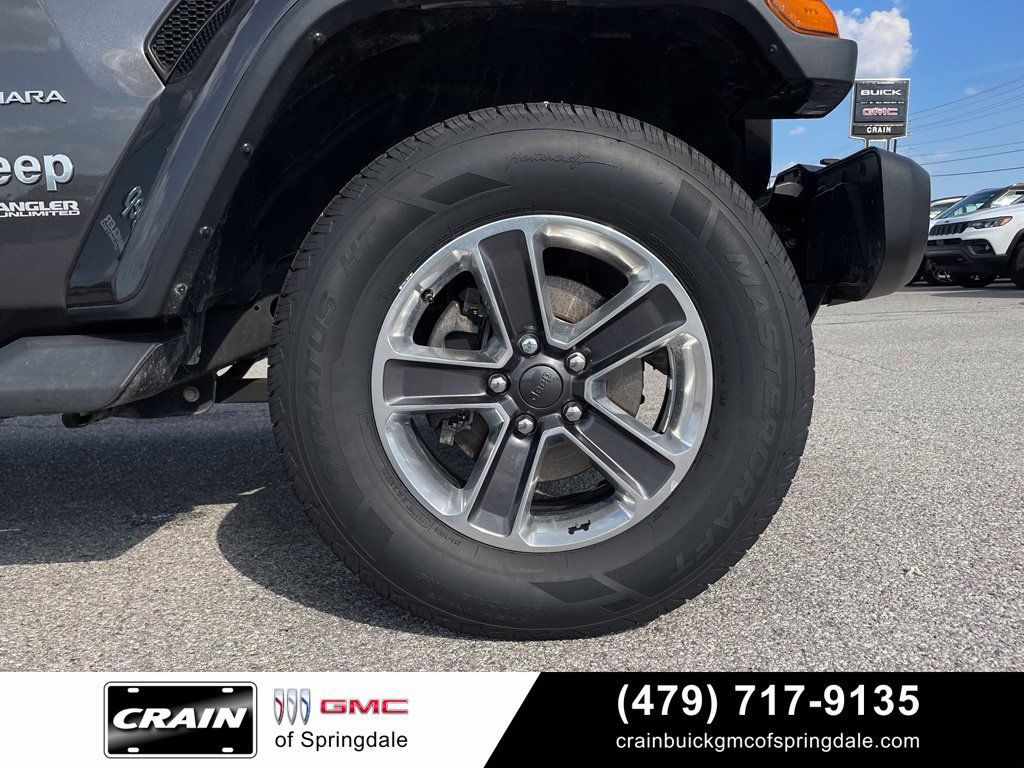 Used 2020 Jeep Wrangler Unlimited Sahara AWD/4WD image 30