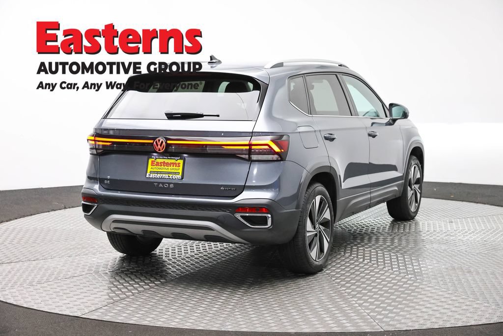 Used 2025 Volkswagen Taos SE AWD/4WD image 6