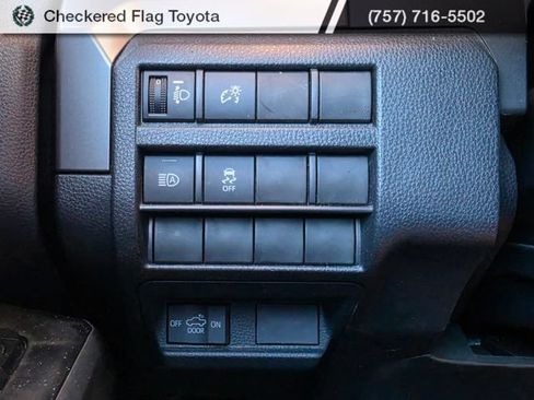 Used 2025 Toyota Tacoma TRD Sport AWD/4WD image 10