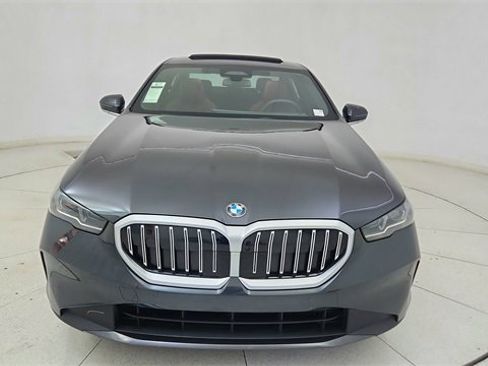 Used 2026 BMW 540i xDrive image 2