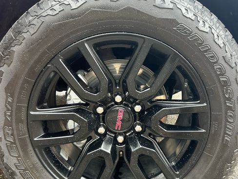 Used 2023 GMC Sierra 1500 Elevation w/ X31 Off-Road Package image 28