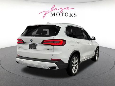 Used 2022 BMW X5 xDrive40i w/ Parking Assistance Package AWD/4WD image 5