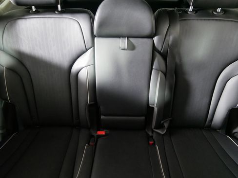 Used 2023 Genesis GV80 2.5T w/ Prestige Package image 13