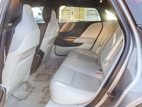 Used 2023 Lucid Air Touring image 18