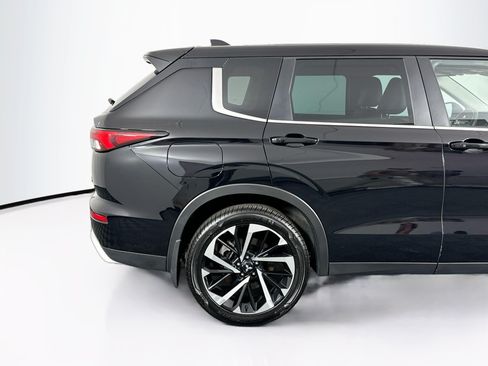 Used 2023 Mitsubishi Outlander SE AWD/4WD image 48