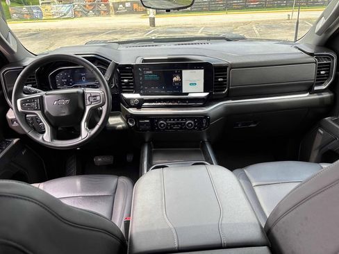 Used 2025 Chevrolet Silverado 2500 LTZ w/ Trail Boss Package AWD/4WD image 23
