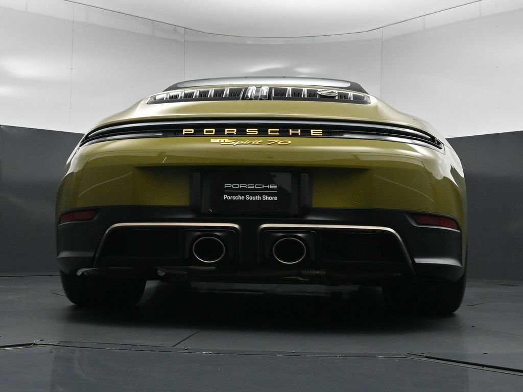 Certified 2026 Porsche 911 GTS RWD image 31