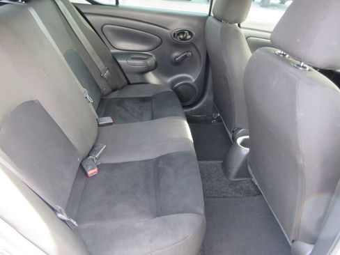 Used 2018 Nissan Versa S image 16