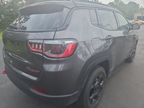 Used 2024 Jeep Compass Trailhawk AWD/4WD image 6