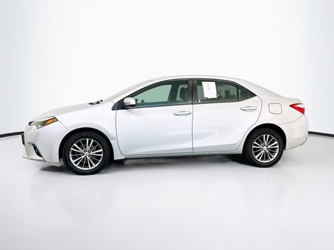 Used 2014 Toyota Corolla LE image 4