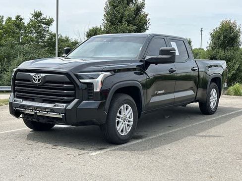 Used 2022 Toyota Tundra SR5 w/ SR5 Premium Package AWD/4WD image 1