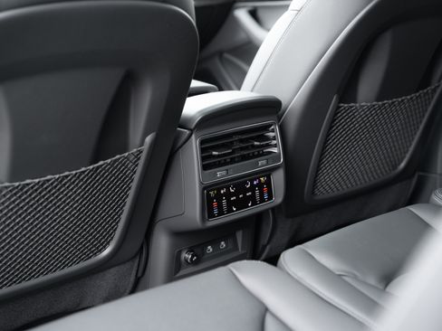 New 2026 Audi Q7 3.0T Premium Plus AWD/4WD image 27