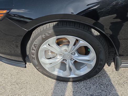Certified 2024 Honda Accord LX image 7